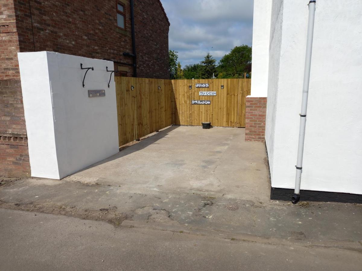Pet Friendly Beautiful Detached Cottage Close To Spurn Point, Easington And Withersea Kingston upon Hull Zewnętrze zdjęcie