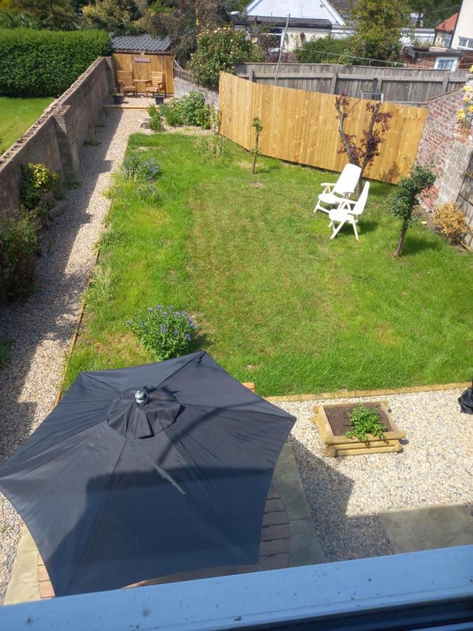 Pet Friendly Beautiful Detached Cottage Close To Spurn Point, Easington And Withersea Kingston upon Hull Zewnętrze zdjęcie