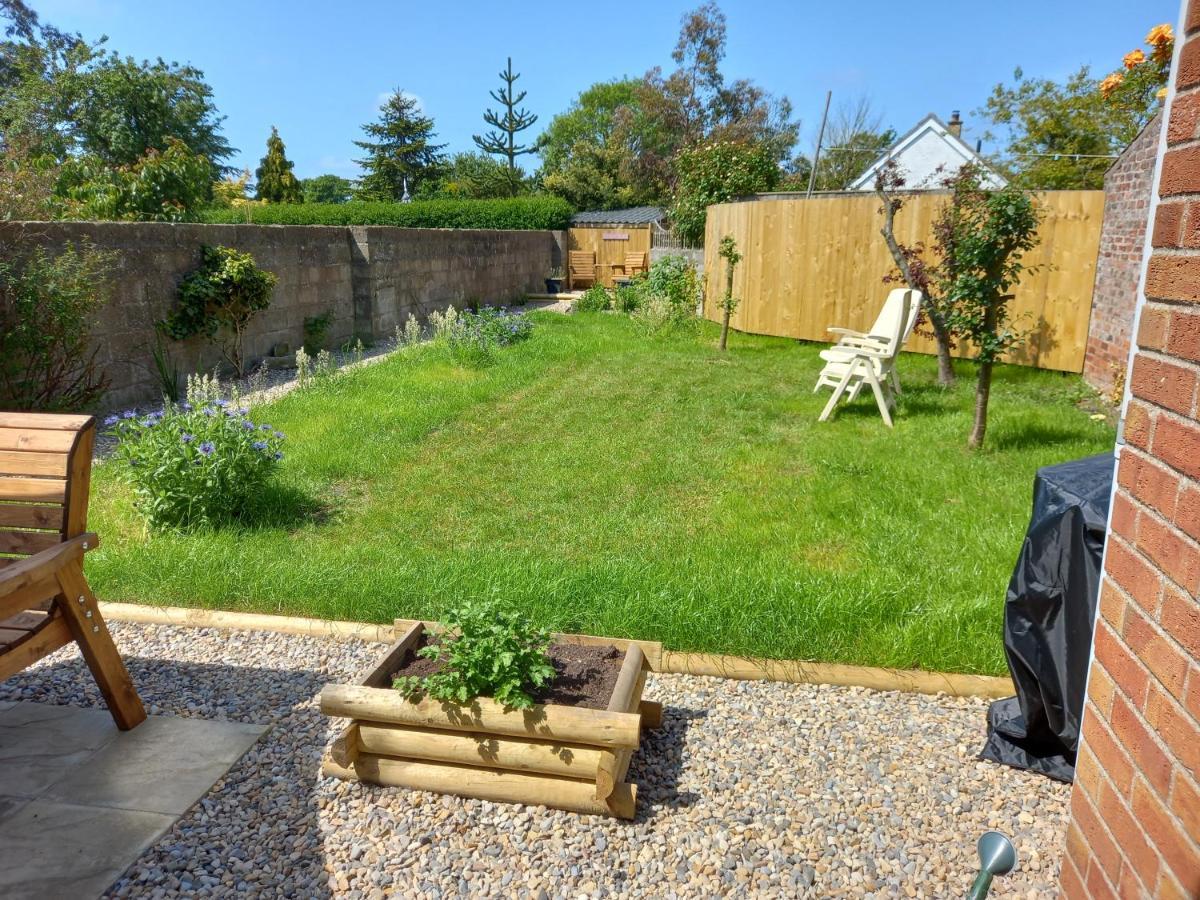 Pet Friendly Beautiful Detached Cottage Close To Spurn Point, Easington And Withersea Kingston upon Hull Zewnętrze zdjęcie